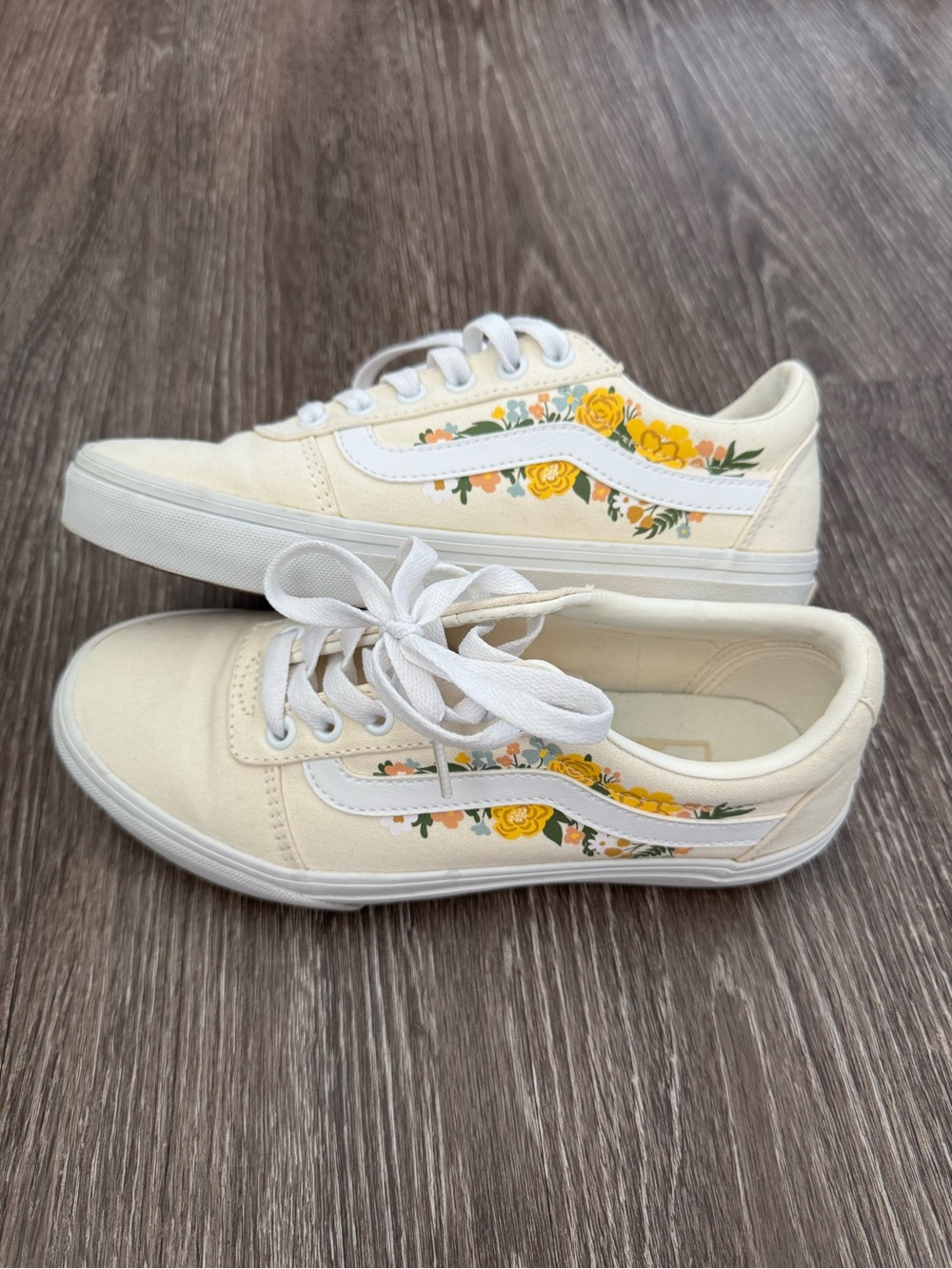 Vans Old Skool Floral Shoes
